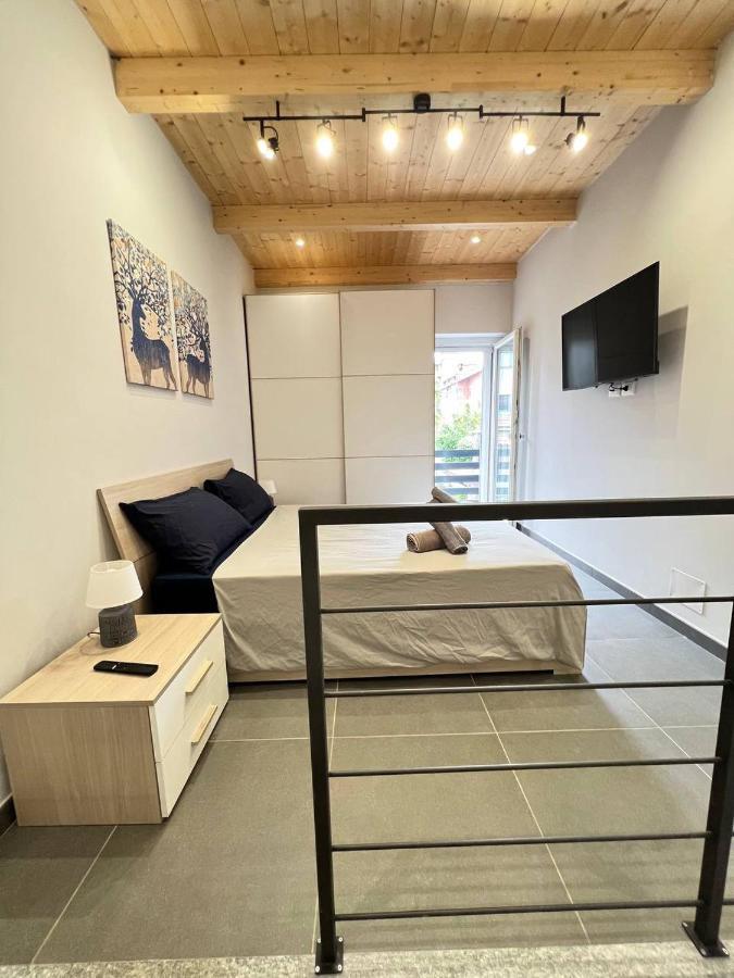 Ferienwohnung Modern Loft Center Of Turin + Jacuzzi 30M Metro Collegno Exterior foto